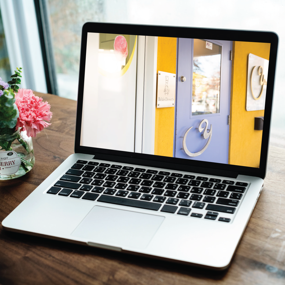 Shopping our boutique from anywhere! The gift of choice for the best cakes in Calgary at Yann Haute Patisserie. Macarons, cakes, bread & croissants!