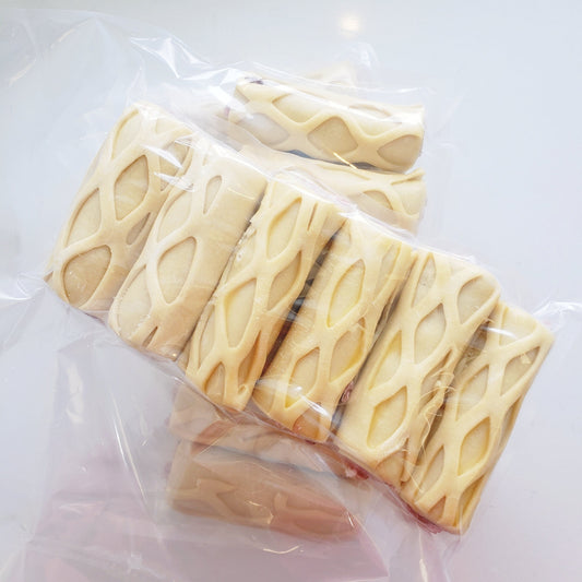 Local Alberta pork farm for the best meat. Frozen to oven products are pre-proofed, egg washed and ready to be baked. Yann Haute Patisserie, creating happy pastries in our authentic French pastry shop and bakery. The best gluten free macarons, cakes, bread, chocolates & some nut free croissants! Delivery and free parking available behind the yellow house.
