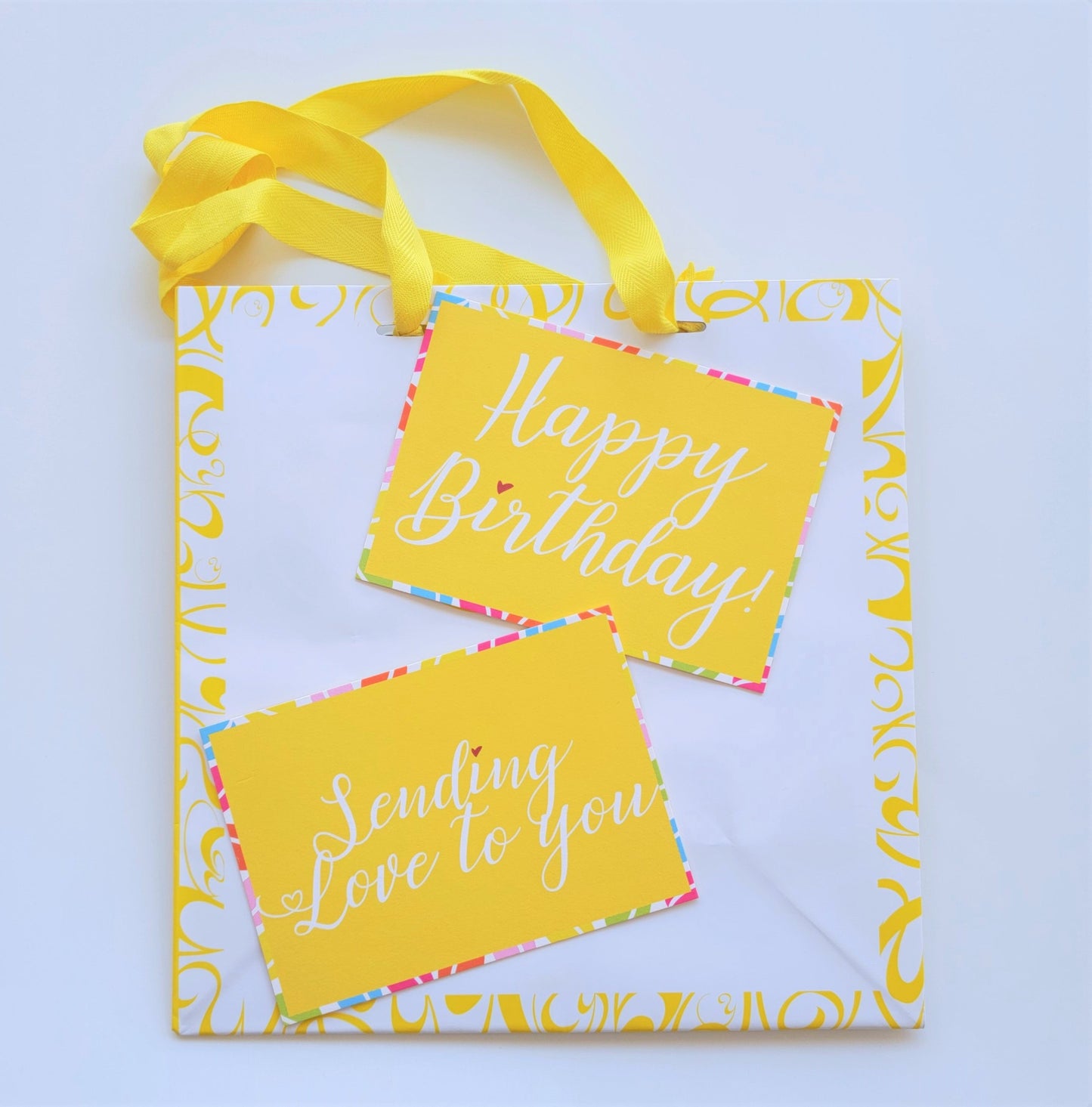 Cards to write your personal message - Yann Haute Patisserie, French desserts and bakery shop in Calgary. Best pastries like macarons, cakes, birthday cakes, bread, ice cream and almond croissants!